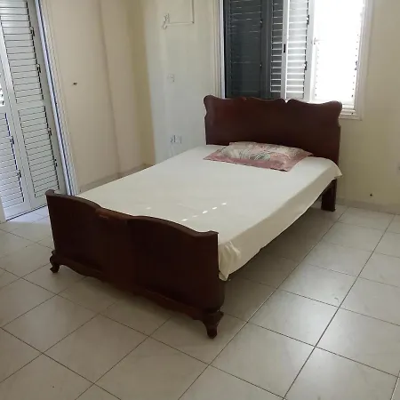 5 Bedroom House For Good Price In Livadia, Easy Access To The Sea And Σπίτι διακοπών