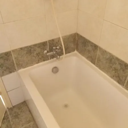 5 Bedroom House For Good Price In Livadia, Easy Access To The Sea And * Λάρνακα