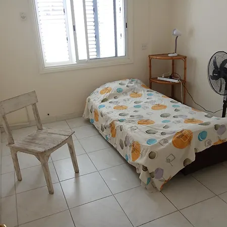 5 Bedroom House For Good Price In Livadia, Easy Access To The Sea And Σπίτι διακοπών