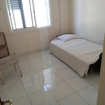 別荘 5 Bedroom House For Good Price In Livadia, Easy Access To The Sea And