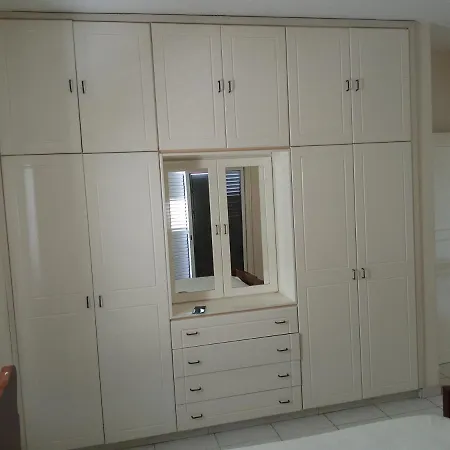 5 Bedroom House For Good Price In Livadia, Easy Access To The Sea And * Lárnaca