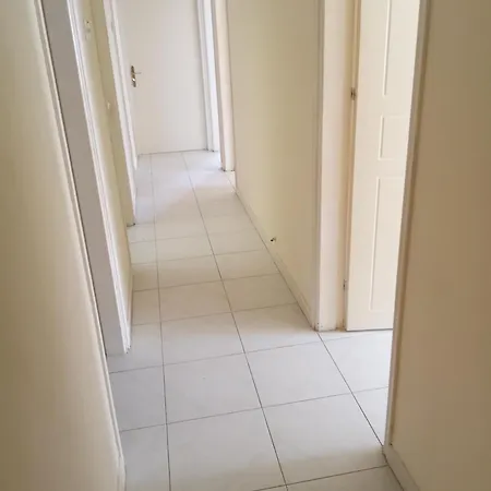 5 Bedroom House For Good Price In Livadia, Easy Access To The Sea And 別荘