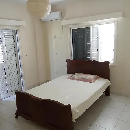 Casa vacanze 5 Bedroom House For Good Price In Livadia, Easy Access To The Sea And Larnaca