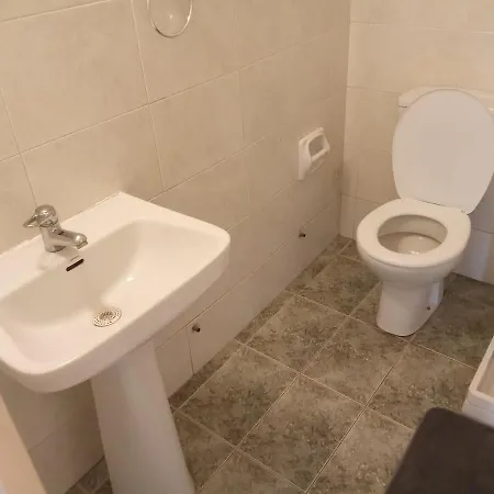 Casa vacanze 5 Bedroom House For Good Price In Livadia, Easy Access To The Sea And *